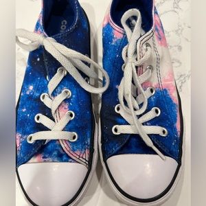 Girls Size 1 Converse